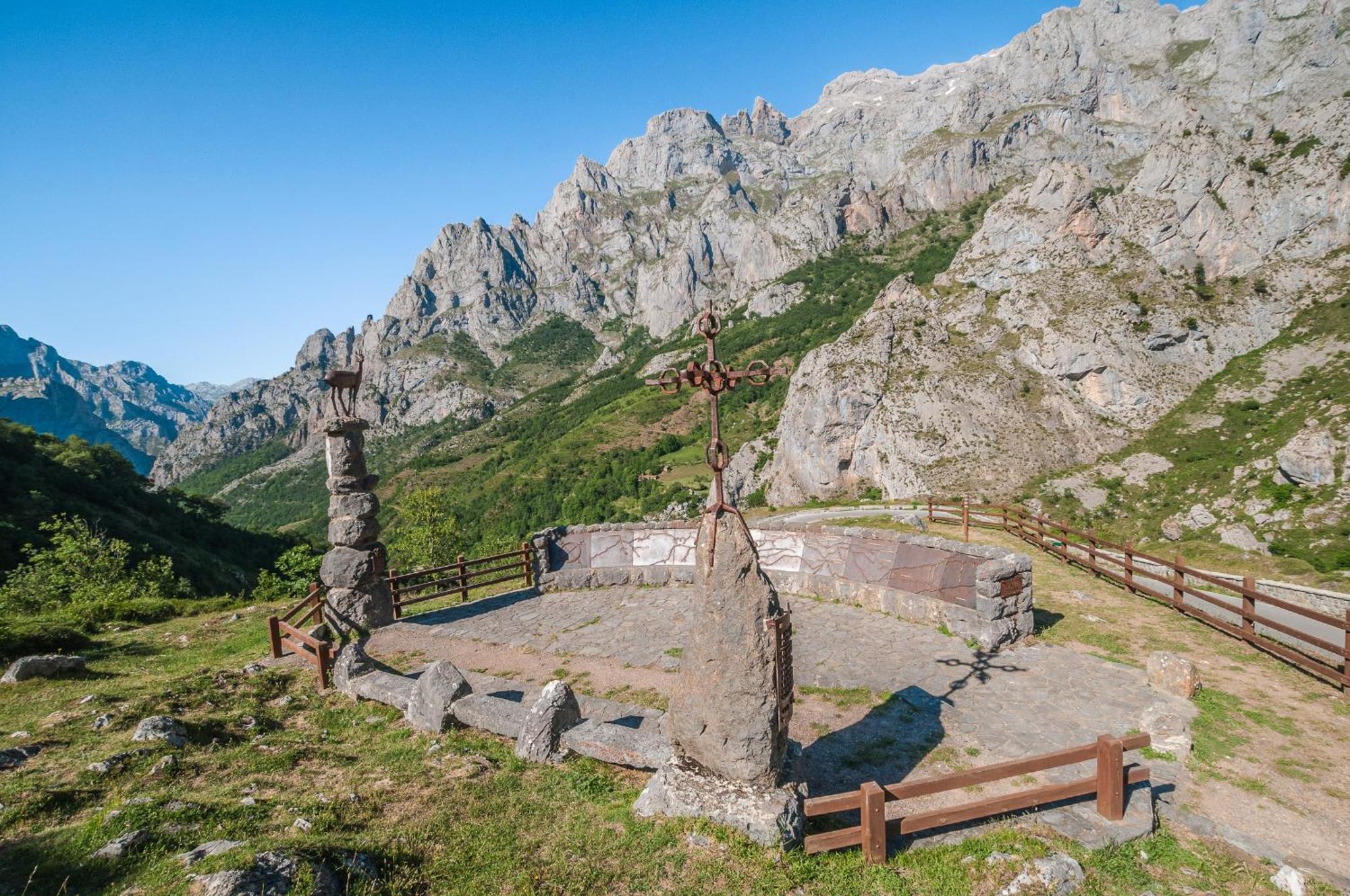 El Serenal Santa Maria de Valdeon Luaran gambar