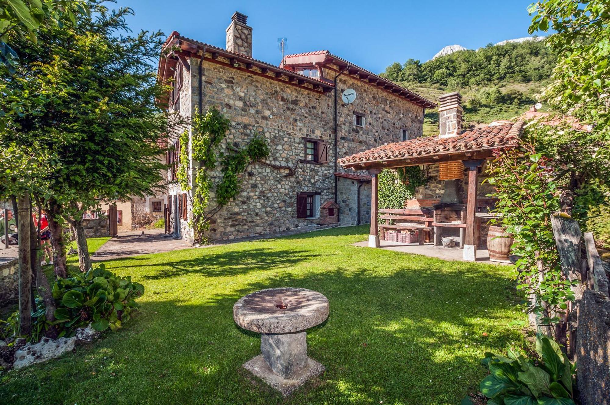 El Serenal Santa Maria de Valdeon Luaran gambar